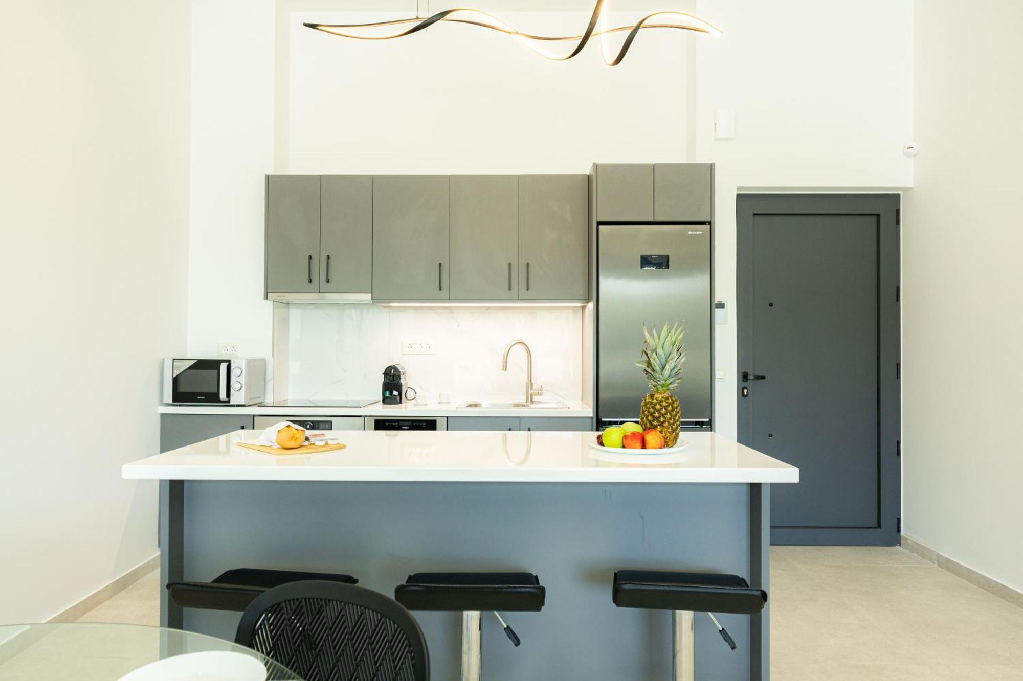 Apartamento Luxury Seaview Close To - Kyanos *