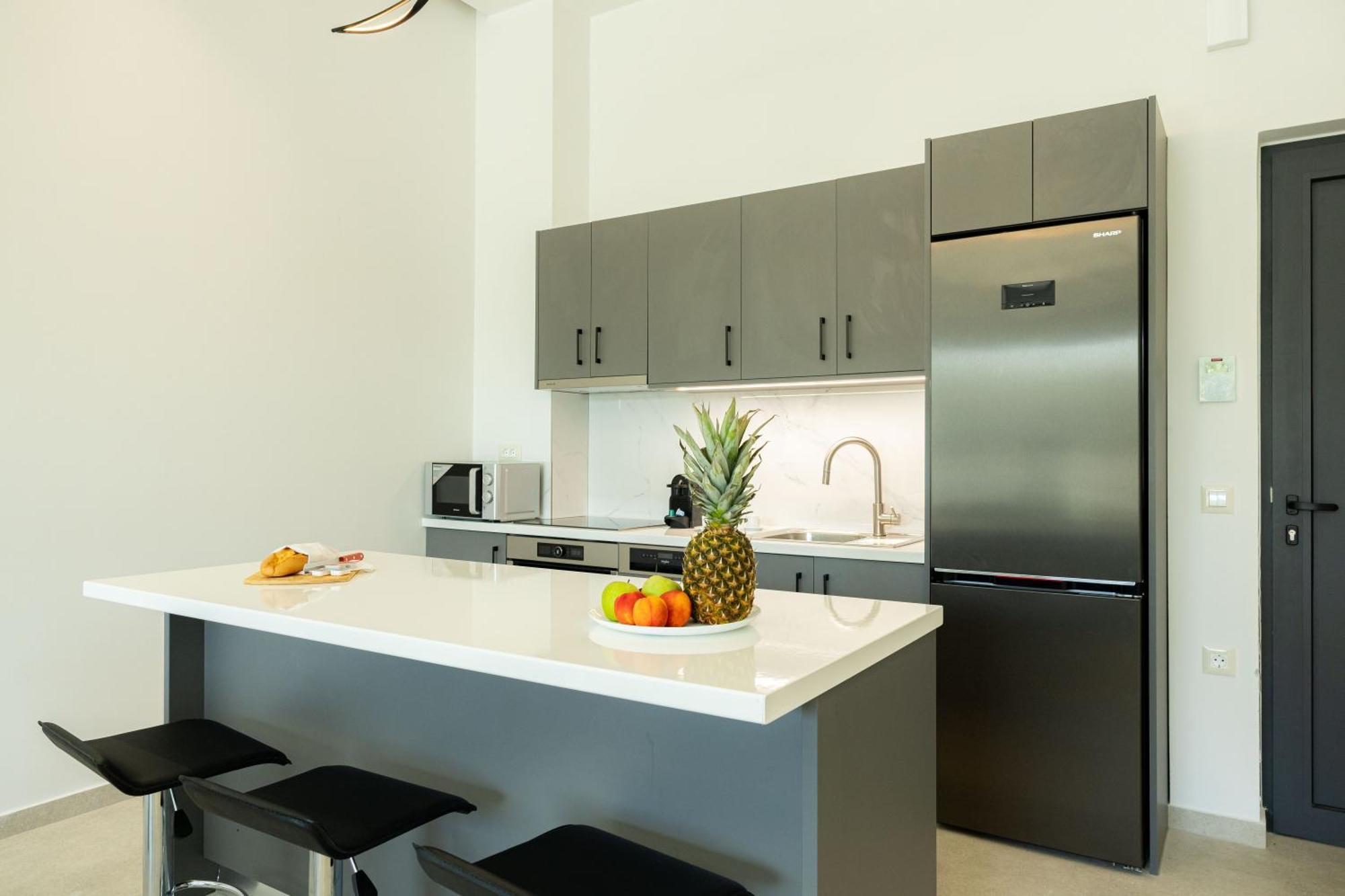 Luxury Seaview Close To - Kyanos *
